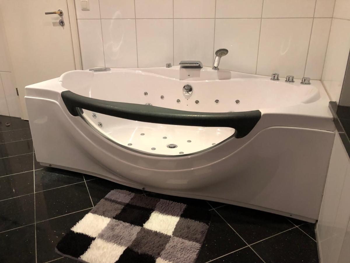 Ferienwohnung Amperblick フュルステンフェルトブルック エクステリア 写真