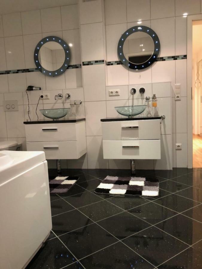 Ferienwohnung Amperblick フュルステンフェルトブルック エクステリア 写真
