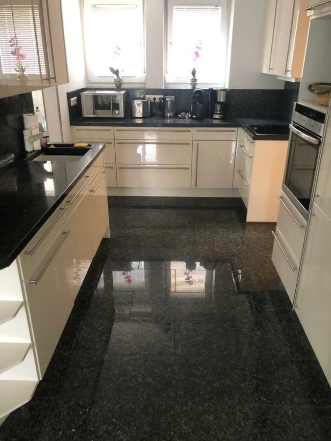 Ferienwohnung Amperblick フュルステンフェルトブルック エクステリア 写真
