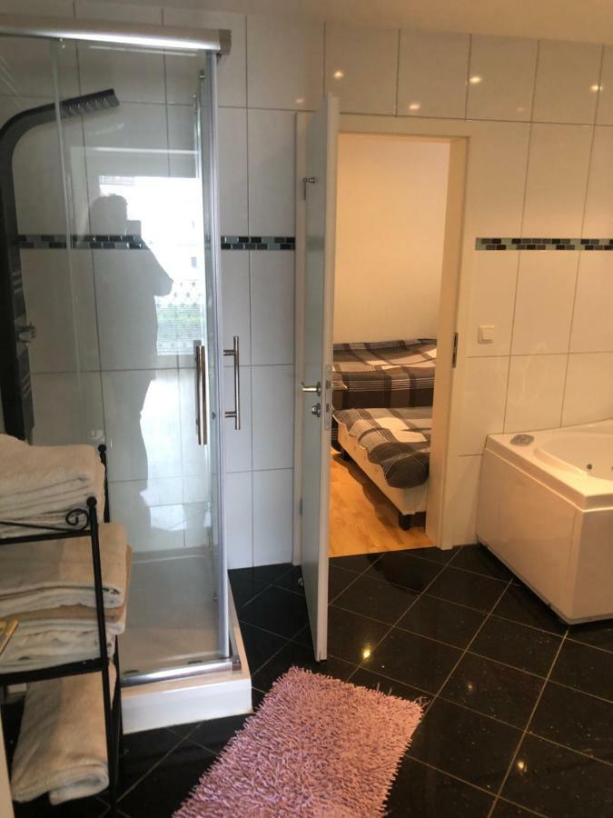 Ferienwohnung Amperblick フュルステンフェルトブルック エクステリア 写真